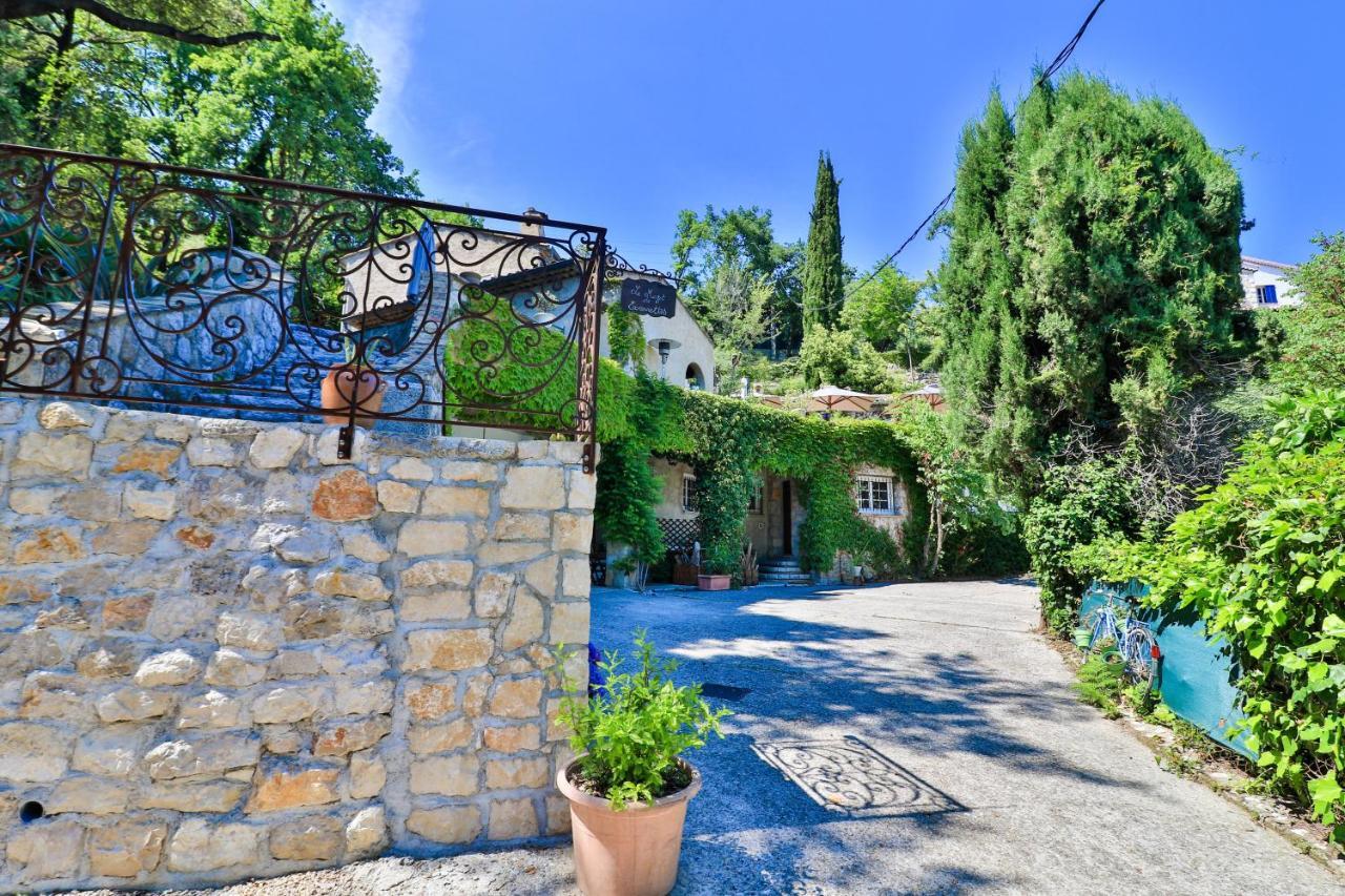 Le Mazet De Tourrettes Bed & Breakfast Dış mekan fotoğraf